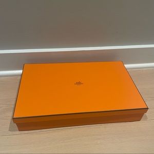 Hermes Empty Box 9.25x15x2